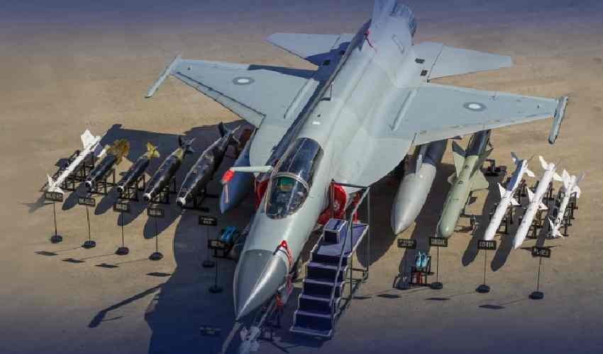 PAF's J-17 Steals Spotlight Ahead of UK Airshow