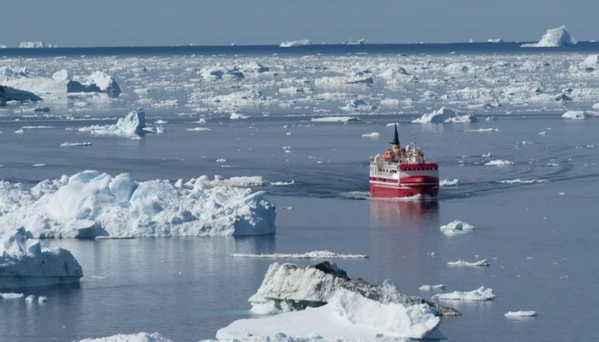 Ice Silk Road: Trade, Power, and the Arctic's New Divide