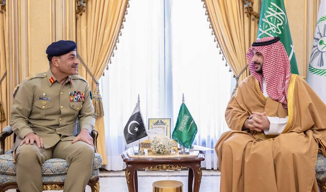 Saudi Defense Minister, Pakistan's Army Chief Reaffirm Strategic Ties