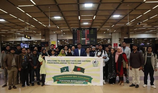 Pakistan to Offer 500 Scholarships to Bangladeshi Students in Second Phase of Knowledge Corridor