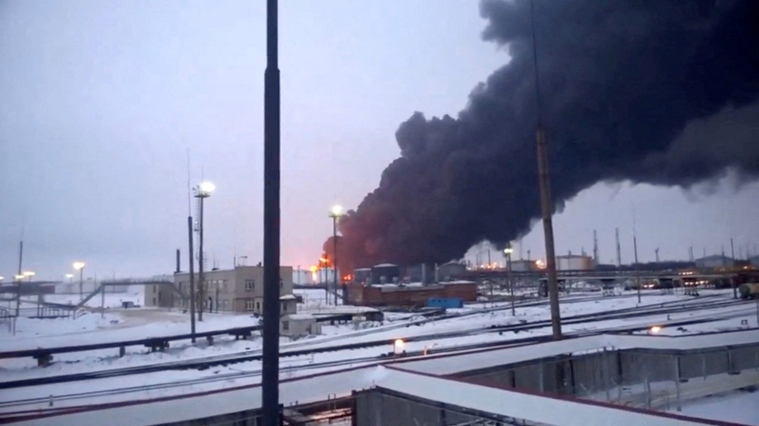 Trump Orders Kyiv to Halt Refinery Strikes as Diesel Crisis Compounds Exhaustion on Both Sides