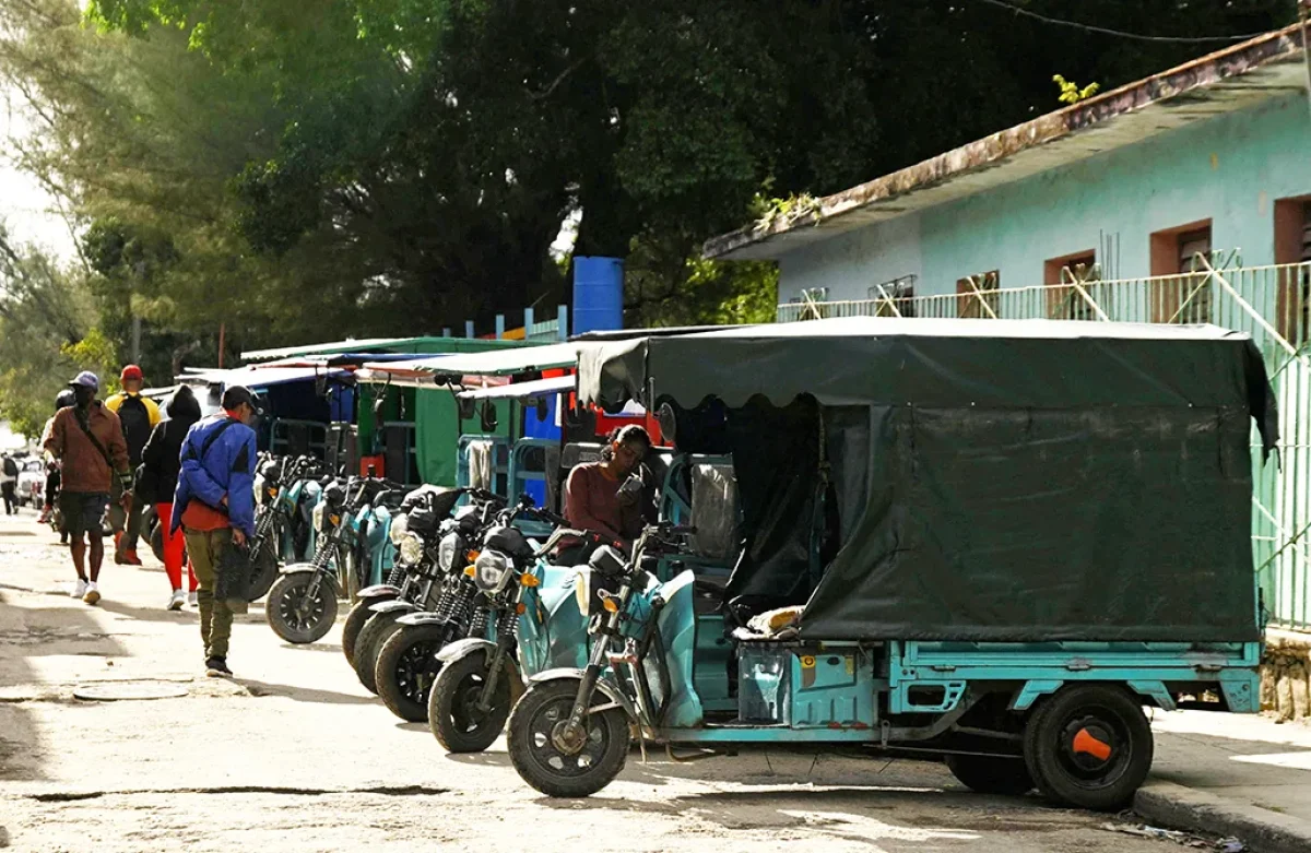 Crisis in Havana: Russia Condemns US Tactics as Cuba’s Fuel Emergency Spirals