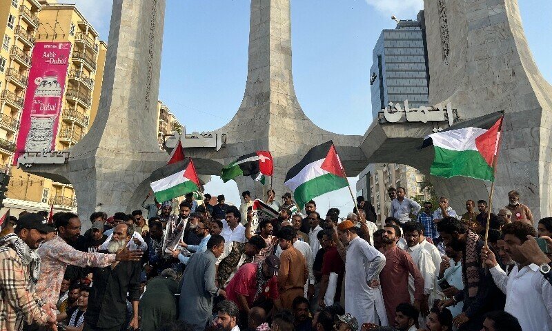 Karachi Protest Honors Detained Madleen Activists