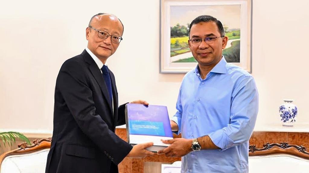 ADB Commits $5 Billion to Bangladesh as Economy Faces Regional Headwinds