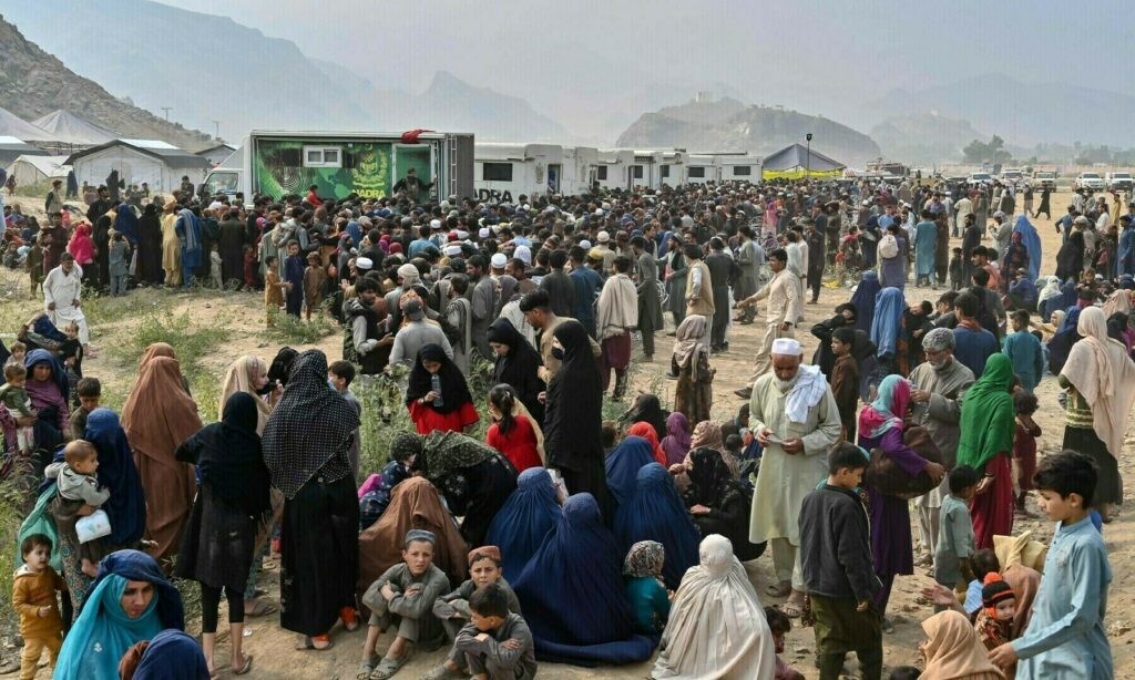 US officials to visit Pakistan to discuss Afghan refugee crisis