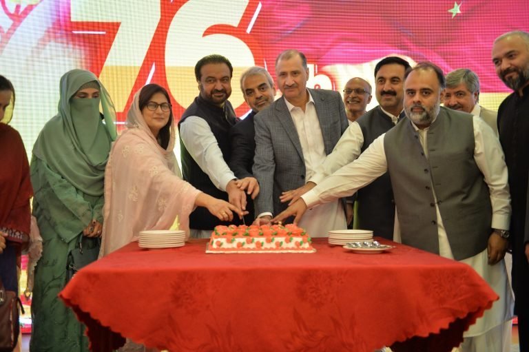 Peshawar Hosts Gala to Mark 76th Founding Day of China