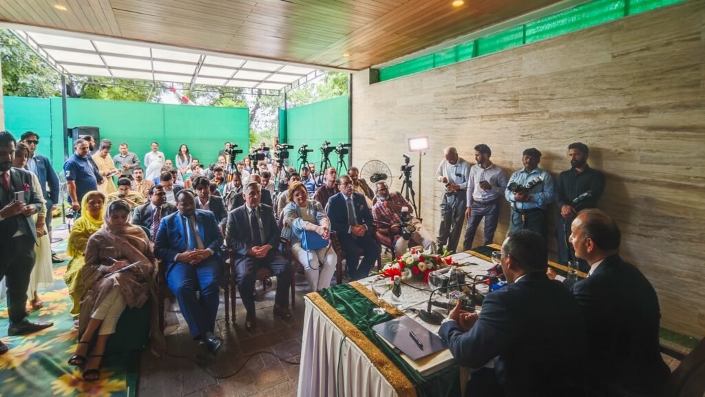 Pakistan Joins Ethiopia in '700 Million Plant in One Day' Initiative 2 Pakistan Joins Ethiopia in '700 Million Plant in One Day' Initiative