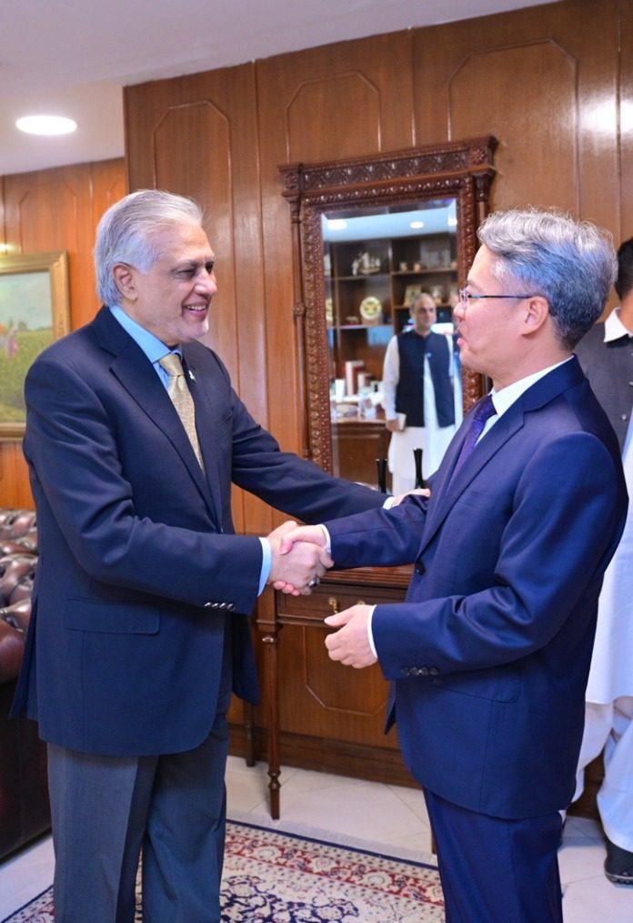 Ambassador of China Calls on Dar to Discuss Regional Developments