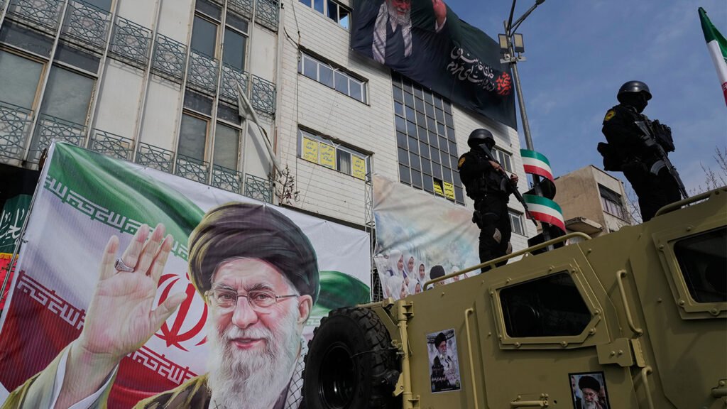 How Iran Survives? A 'Beyond Collapse' Narrative