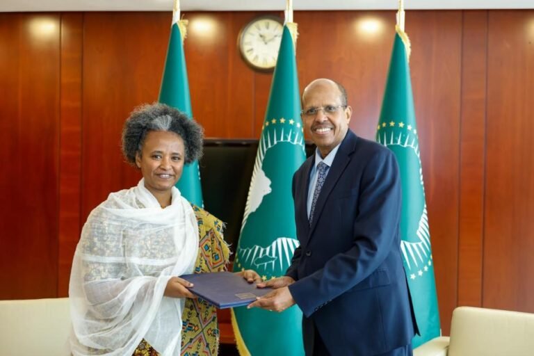 Ethiopia's New Permanent Rep to African Union Presents Credentials to Chairperson