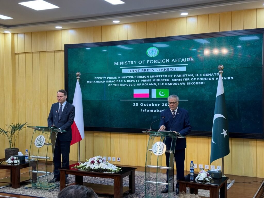 Pakistan, Poland Keen to Upgrade Ties, Several MoUs Discussed