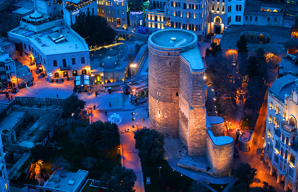 Azerbaijan's Tourist Visa for Pakistanis: Your Guide to Easy Travel in 2025 2 Azerbaijan's Tourist Visa for Pakistanis: Your Guide to Easy Travel in 2025