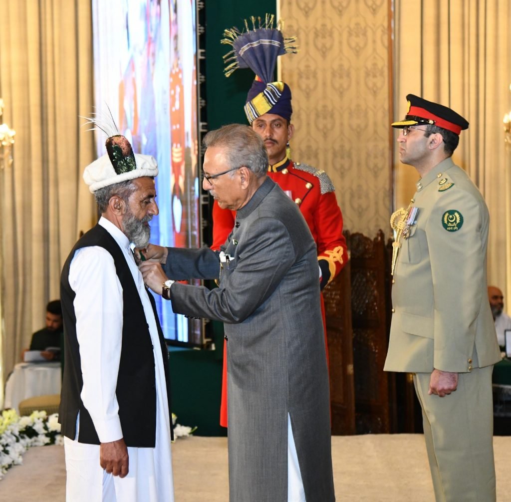 President Alvi confers Civil Awards on Citizens & Foreigners