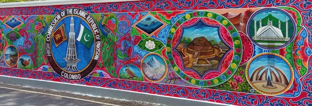 Phool Patti, promoting Pakistani Truck Art across Globe - photo credits Phool Patti's official Twitter account