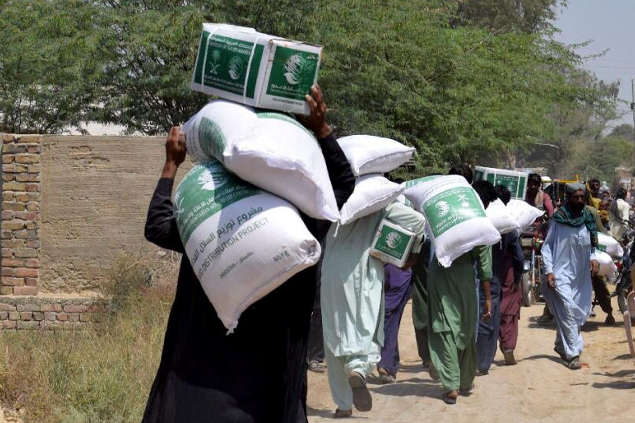 KSRelief to enhance food security in Pakistan 1 King Salman Humanitarian Aid and Relief Center (KSrelief) distributed Ramadan food packages in Pakistan