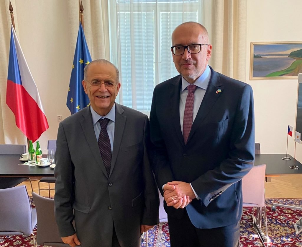 fm cyprus with minister of czech republic