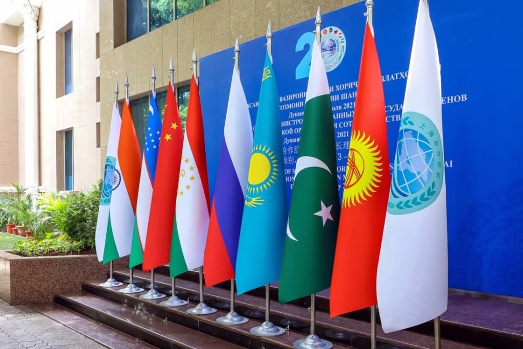 Flags of SCO and member countries