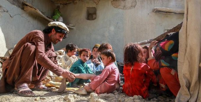 Save the Children provides humanitarian aid to Afghanistan