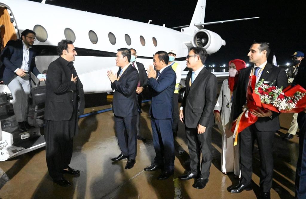 Pakistani Foreign Minister, Bilawal Bhutto reaches Cambodia to attend ARF