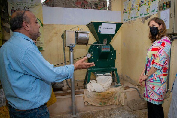 WFP Special Advisor concludes her visit to Pakistan 2 In Islamabad, she visited a chakki (small-scale mill) as part of the WFP's Chakki Programme.