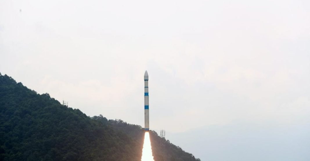 China launches Chuangxin-16 satellite