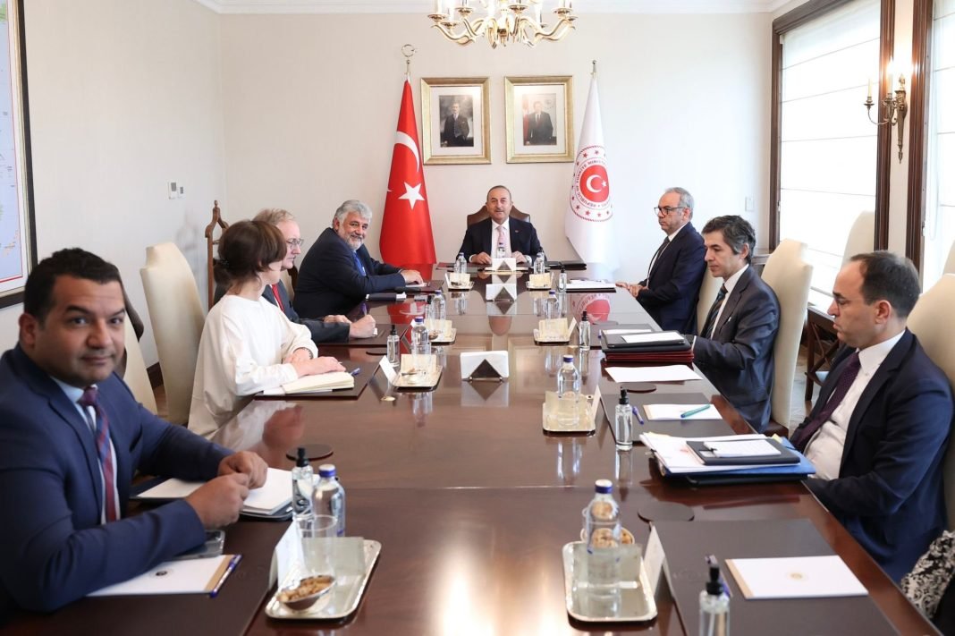 FM of Türkiye meets UN Coordinator for Black Sea Grain Initiative