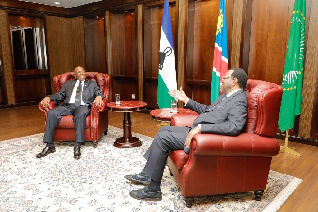 The Prime Minister of the Kingdom of Lesotho, Samuel Matekane on Wednesday 16 November, paid a working visit to the Republic of Namibia.