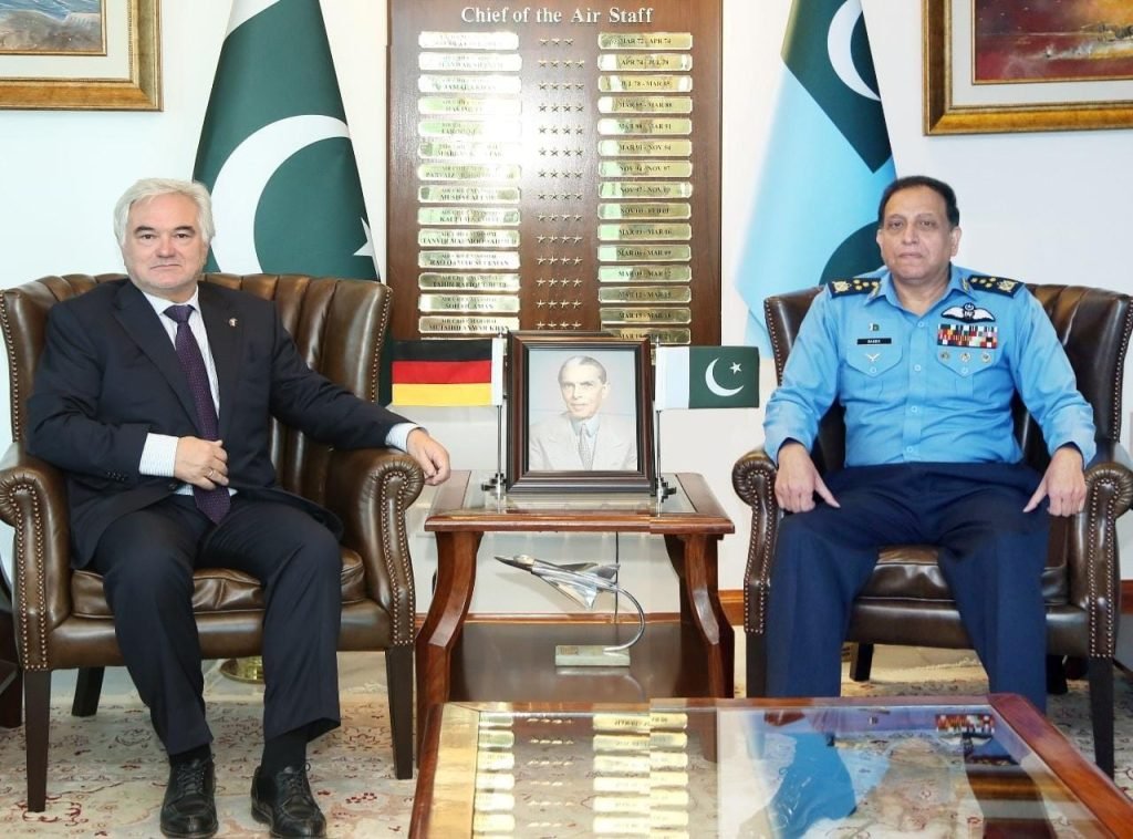 Air Chief Marshal Zaheer Ahmed Baber Sidhu (R) and Alfred Grannas Ambassador of Germany (L).