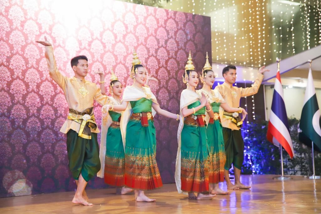 Performance on Thai culture at the National Day of the Kingdom of Thailand celebration.