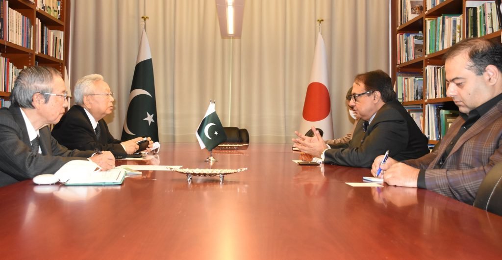 Shun Imaizumi, President of the Japan-Pakistan Association, in meeting with ambassador-designate Raza Bashir Tarar at the Pakistani Embassy in Tokyo.