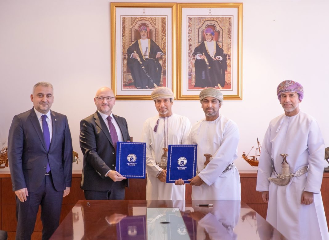 Türkiye and Oman have inked a ten-year natural gas agreement to boost both countries' energy security.