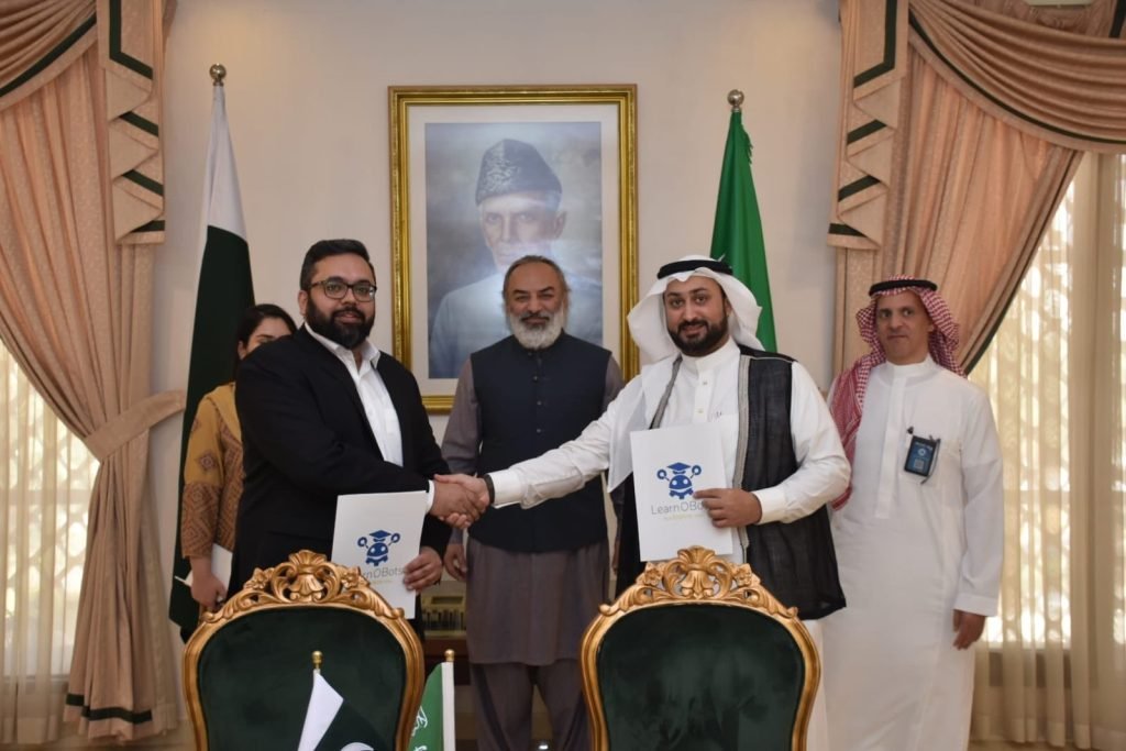 Pakistan, Saudi Arabia to enhance cooperation in education sector