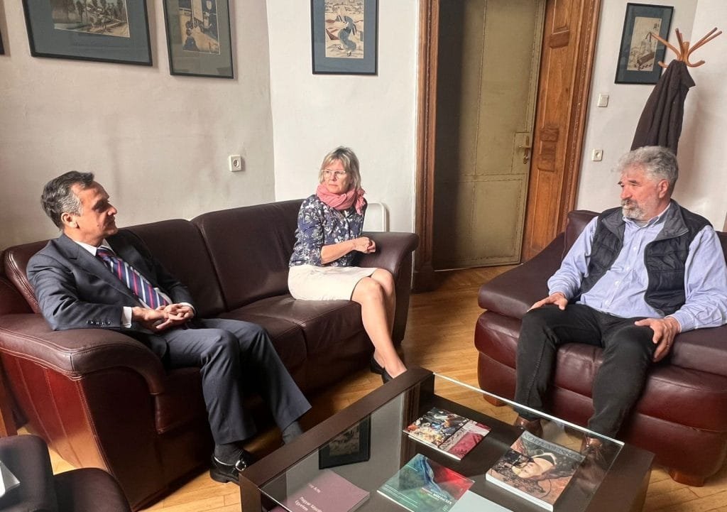 Pakistan Ambassador and Rector of Hungarian University meet to explore opportunities in tourism and culture exchange.