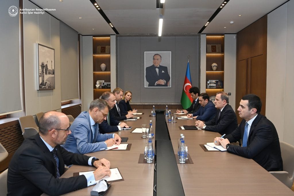 Azerbaijan Meets European Union Officials