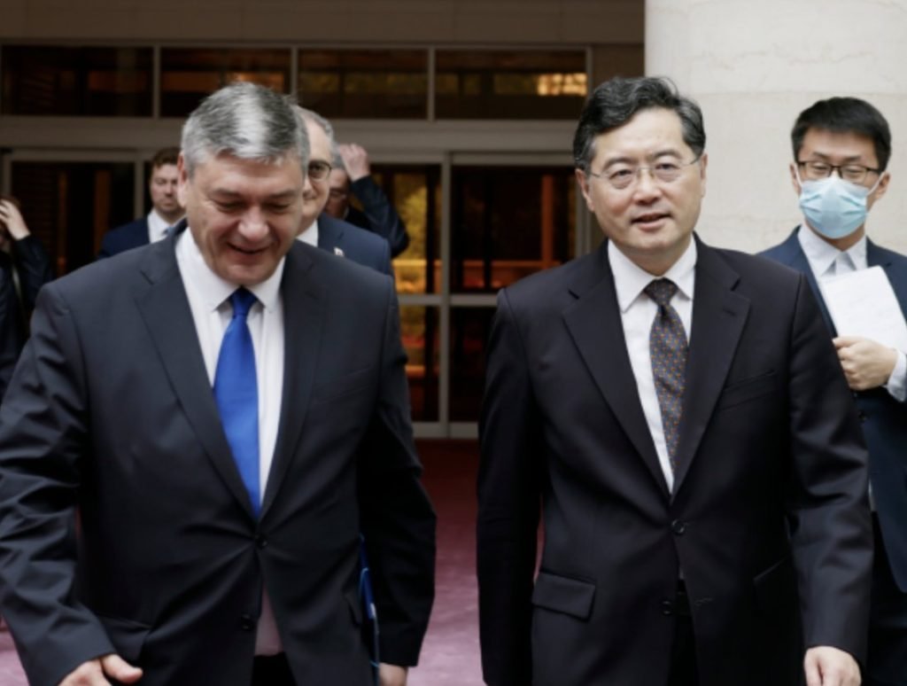 Russian Deputy Foreign Minister Rudenko visited Beijing and met with Chinese State Councilor and FM Qin Gang / China and Russia strengthens cooperation in SCO