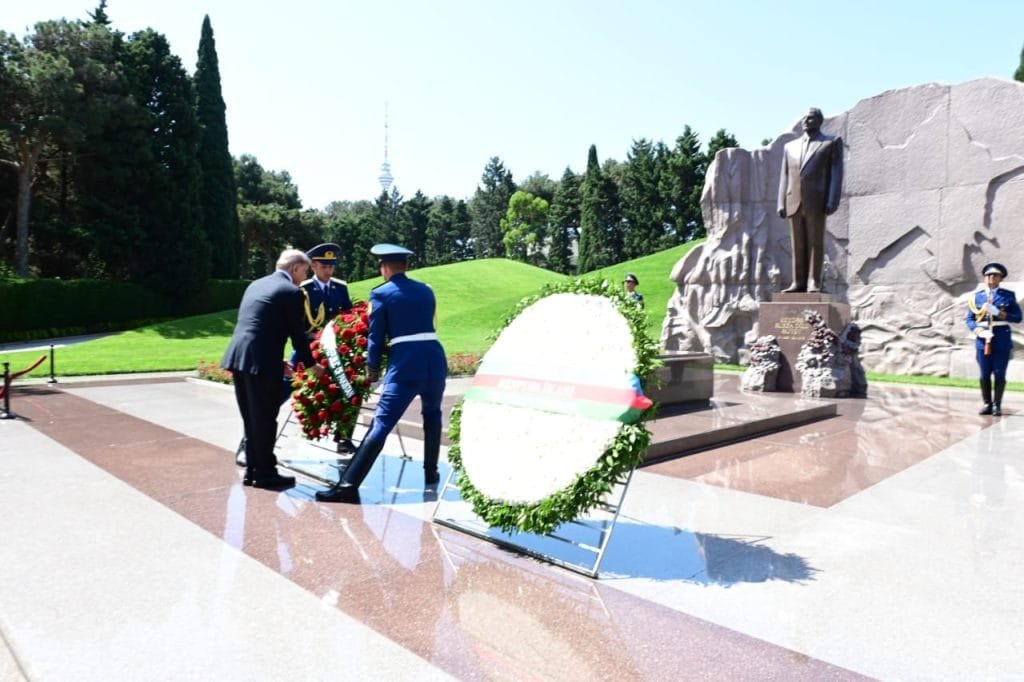 Prime Minister Shehbaz Sharif Honors Azerbaijan's National Hero 3 Azerbaijan's National Hero