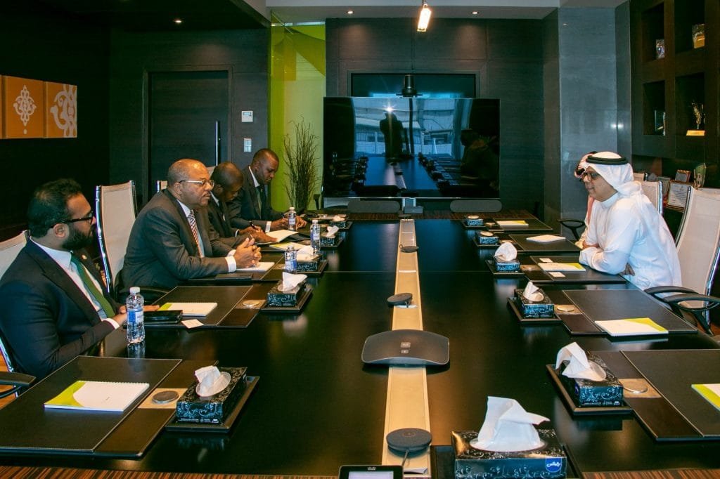 Angolan Ambassador meets Saudi Governor