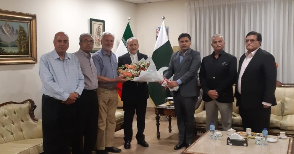 Pakistan and Iran aims to boost business ties