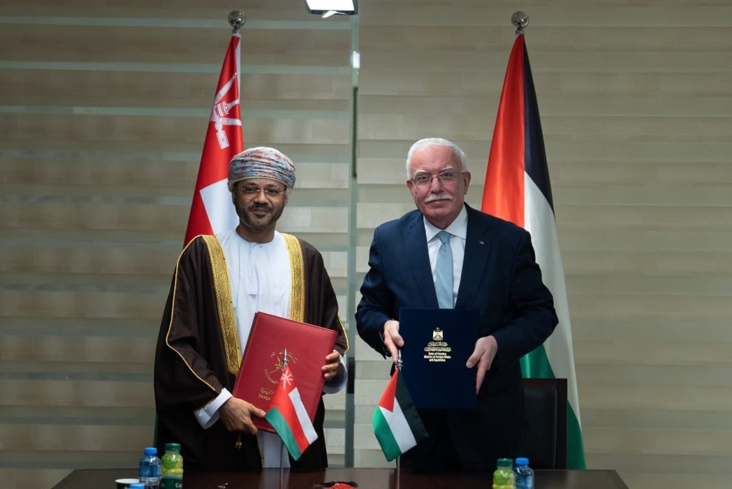 Palestine and Oman denounces Israel's assault