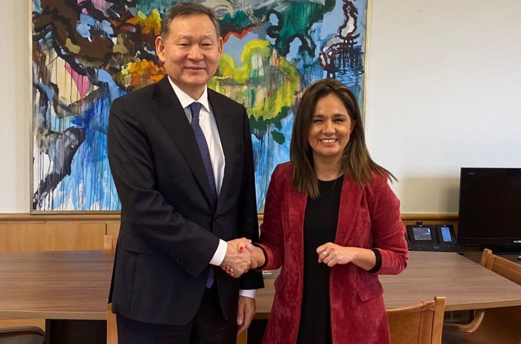Kazakh-Chilean political consultations