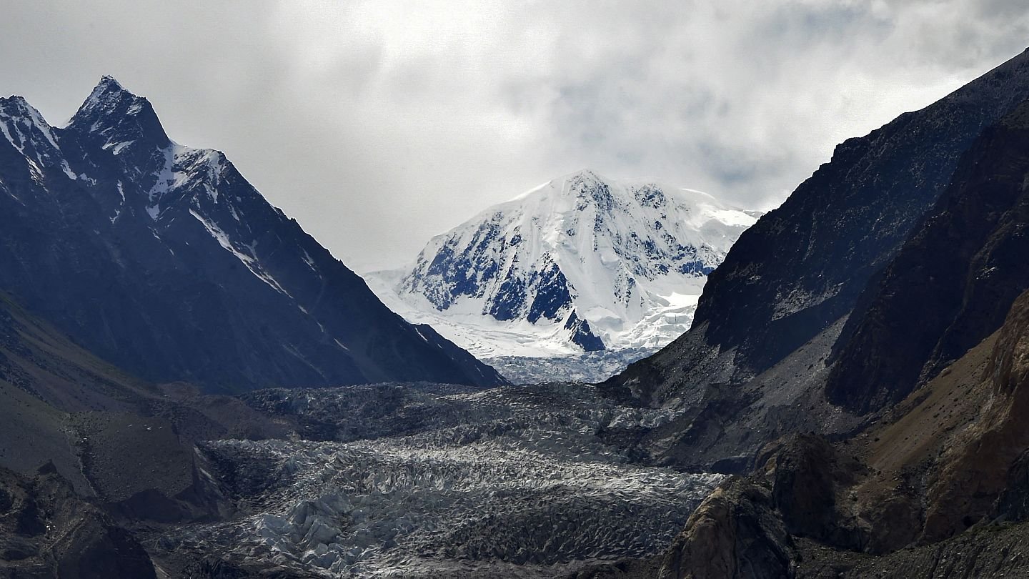 Pakistan's Disaster Management Warns High Temperatures to Speed Up Glacier Melt