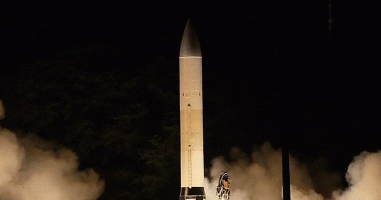 Seconds to Decide: Hypersonic Weapons and Nuclear Risk