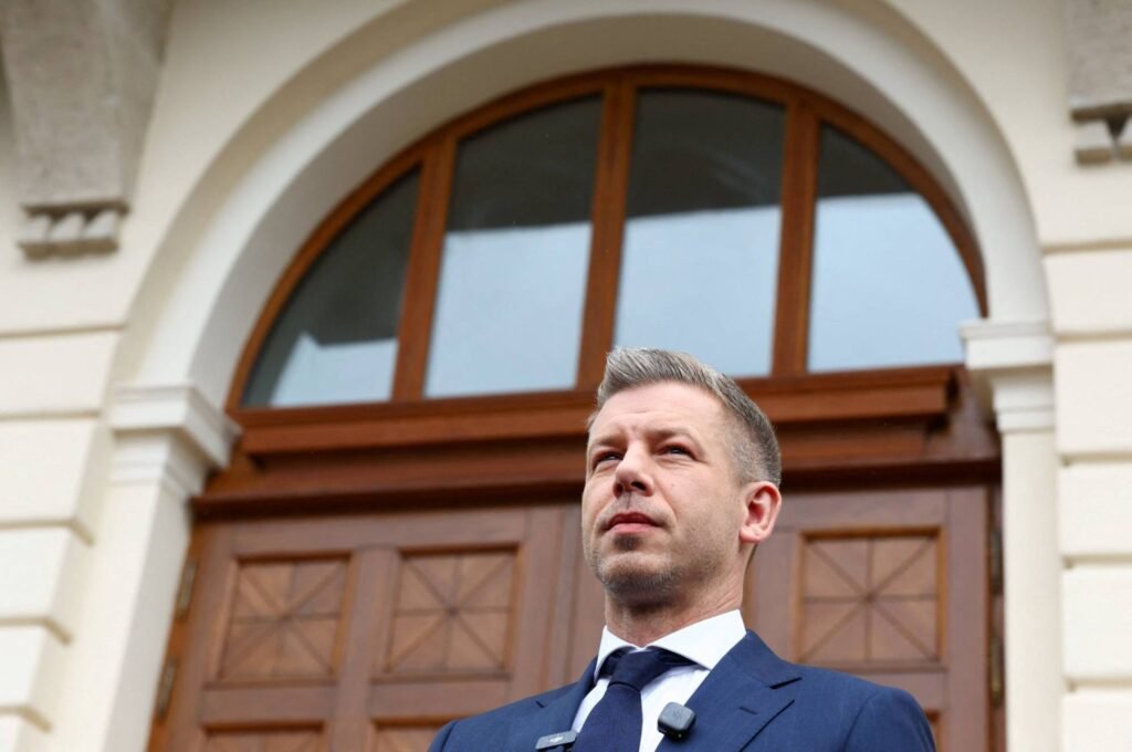 Hungary's PM Magyar Arrives in Poland on First Foreign Visit