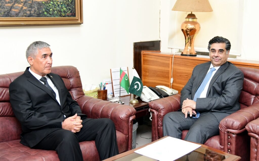 Caretaker Federal Minister for Commerce of Pakistan, Dr. Gohar Ejaz, and Ambassador of Turkmenistan in Pakistan, Atadjan Movlamov