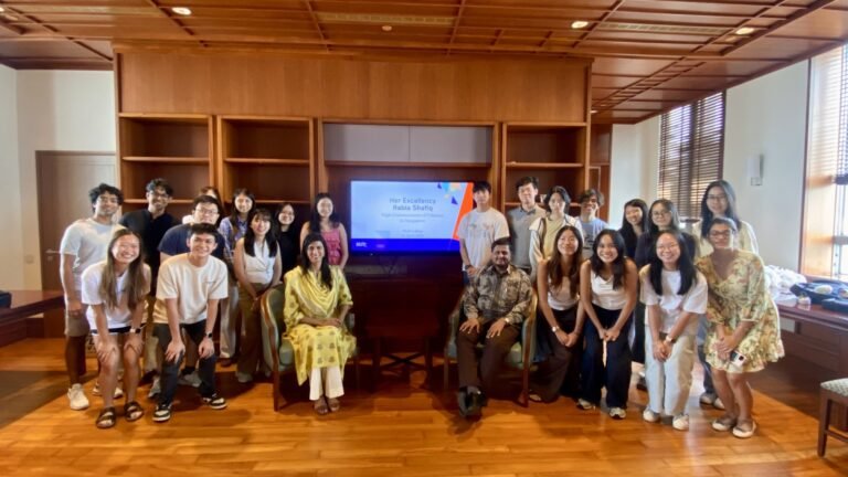 Pakistan's HC Rabia Shafiq Engages with Students at National University of Singapore