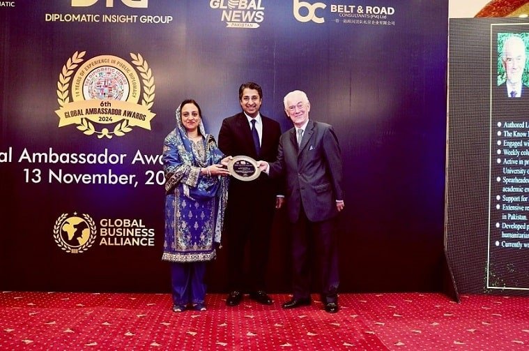 Pakistan, ambassador, award, education