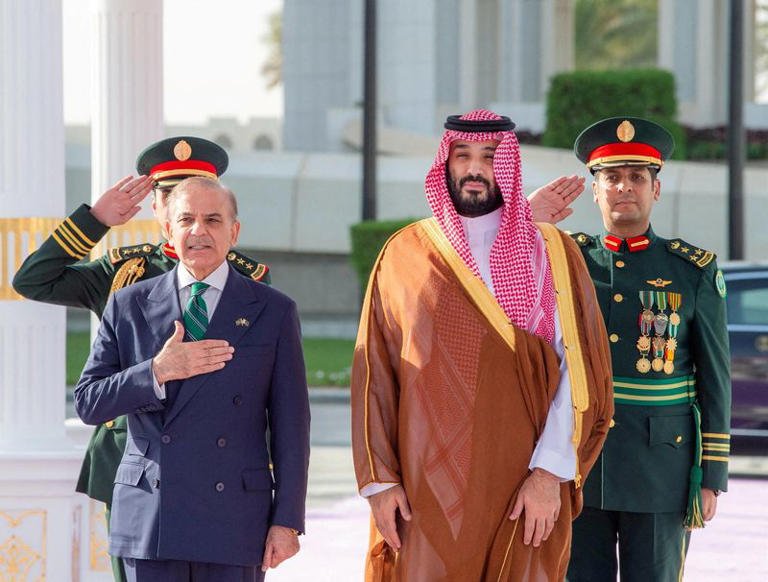 Pakistan, Saudi Arabia Explore JF-17 Jets-for-Loans Deal