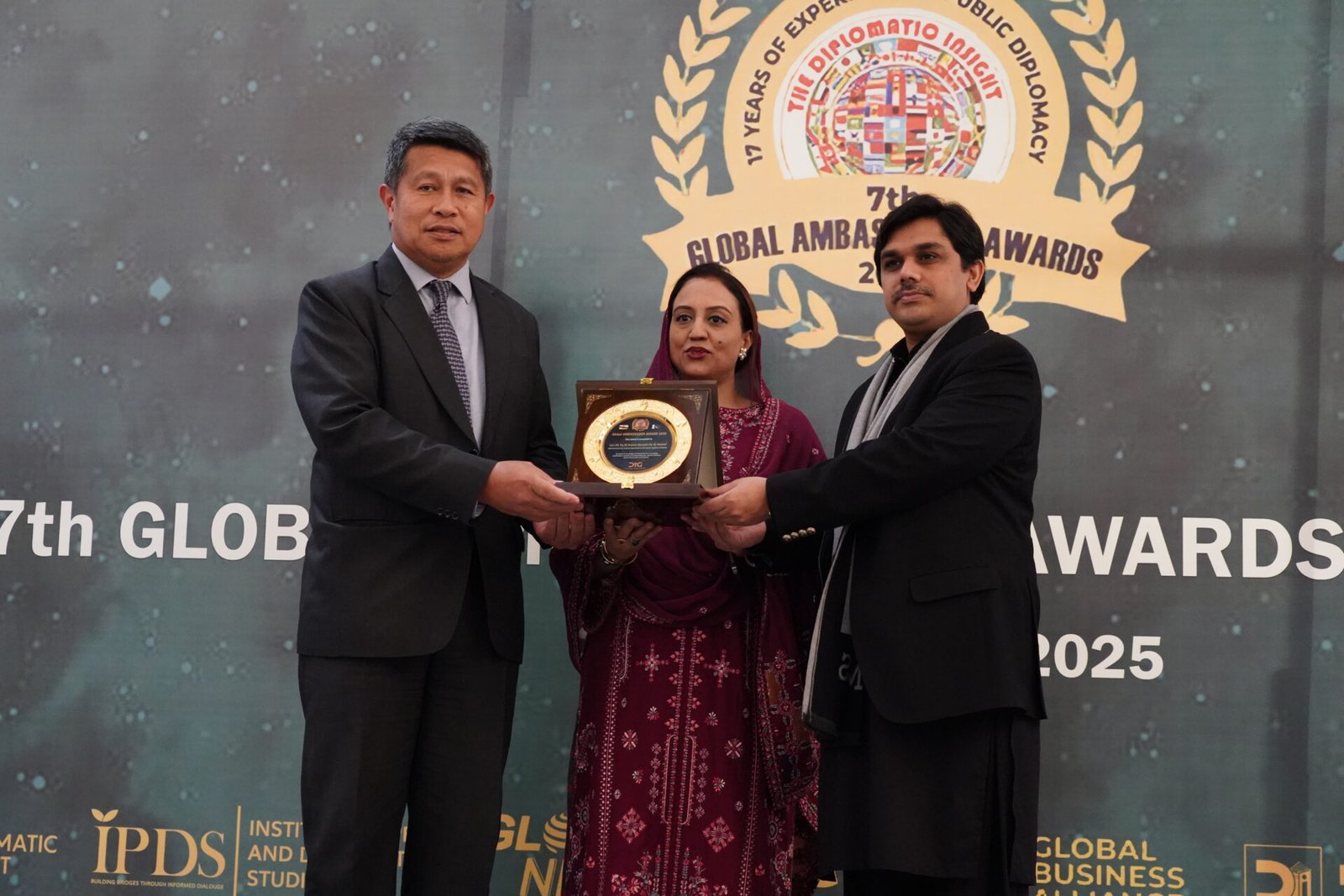 High Commissioner of Brunei to Pakistan Receives Global Ambassador Award High Commissioner of Brunei to Pakistan Receives Global Ambassador Award