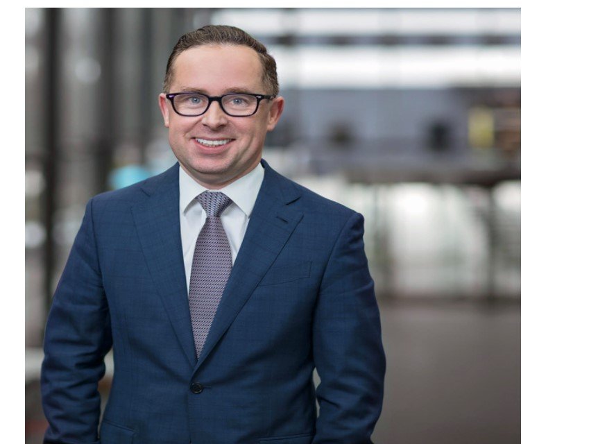 Former Qantas Boss Exit Pay Dropped By Millions