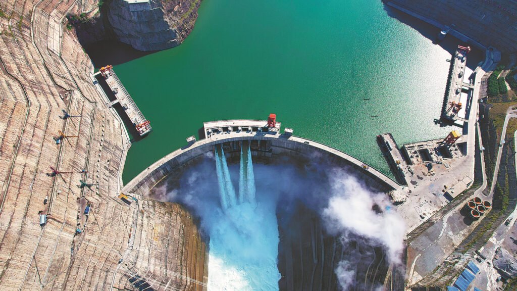 China's 6 mega hydropower stations generate 276B kWh electricity